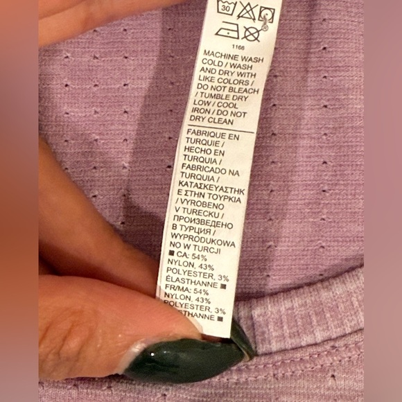 🔥Athleta Lavender Sleeveless Women's Top🔥 - Picture 2 of 5